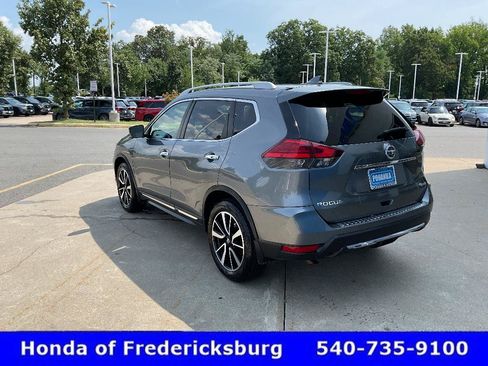 Used 2017 Nissan Rogue SL w/ SL Premium Package AWD/4WD image 4