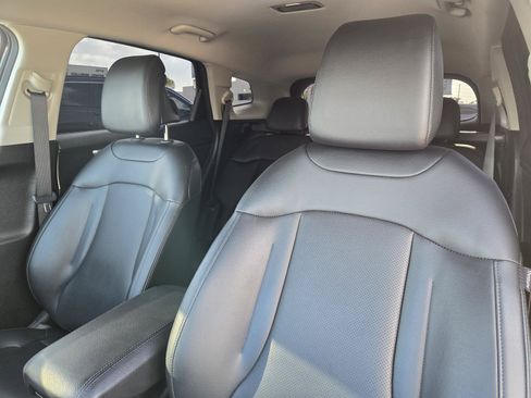 Used 2023 Kia Sportage EX FWD image 22