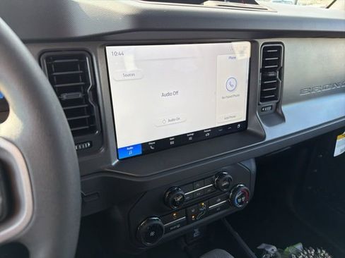 New 2025 Ford Bronco 4-Door AWD/4WD image 13