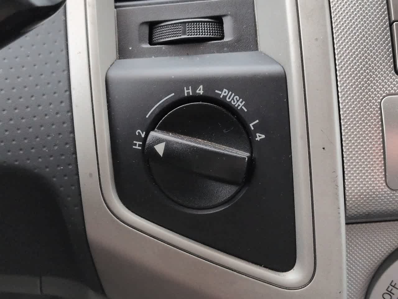 Used 2010 Toyota Tacoma 4x4 Double Cab image 21