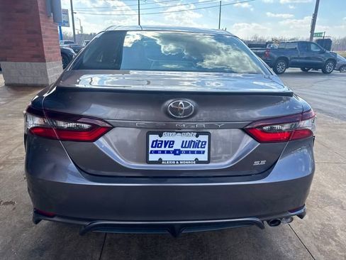 Used 2023 Toyota Camry SE image 8