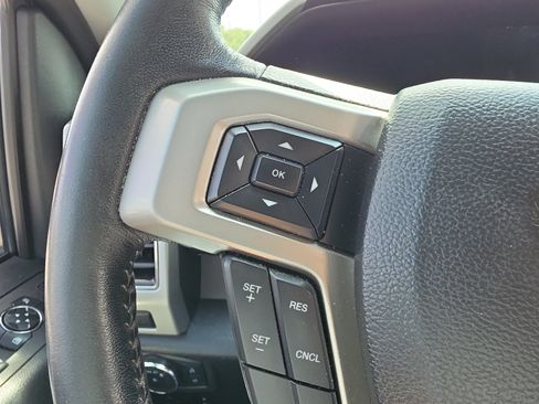 Used 2020 Ford F350 Lariat w/ Lariat Ultimate Package AWD/4WD image 21