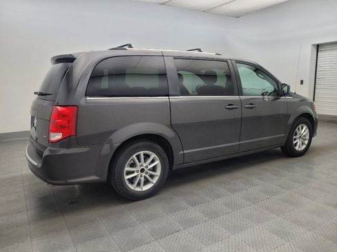 Used 2020 Dodge Grand Caravan SXT image 10
