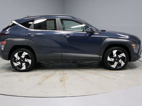 Used 2024 Hyundai Kona Limited AWD/4WD image 14