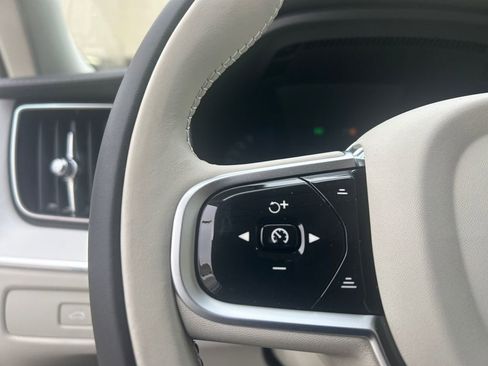 New 2026 Volvo XC60 T8 Ultra w/ Protection Package Premier AWD/4WD image 13