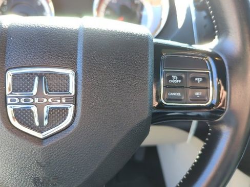 Used 2019 Dodge Grand Caravan SXT image 13