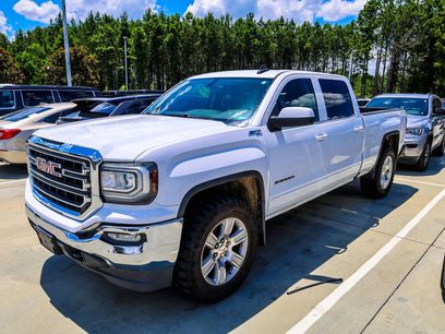 Used 2017 GMC Sierra 1500 SLE w/ SLE Value Package