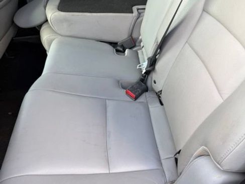 Used 2017 Honda Pilot Touring image 11