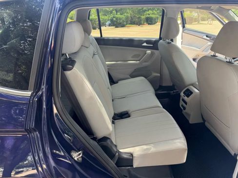 Used 2022 Volkswagen Tiguan SE FWD image 20