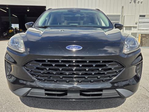 Used 2022 Ford Escape SE w/ SE Sport Appearance Package FWD image 8