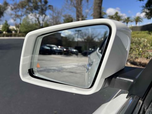 Used 2019 Mercedes-Benz GLA 250 4MATIC w/ Premium Package image 10