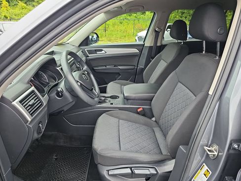 Used 2018 Volkswagen Atlas S FWD image 10