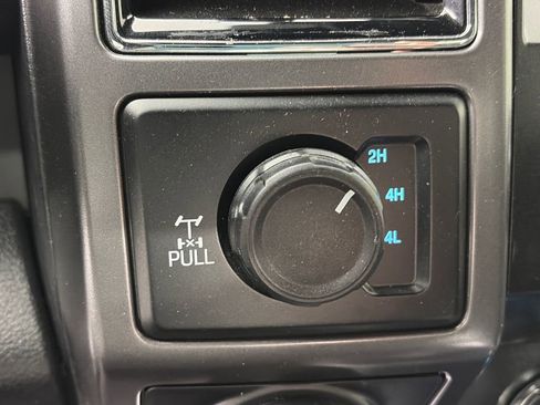 Used 2020 Ford F150 XLT w/ Equipment Group 302A Luxury AWD/4WD image 23