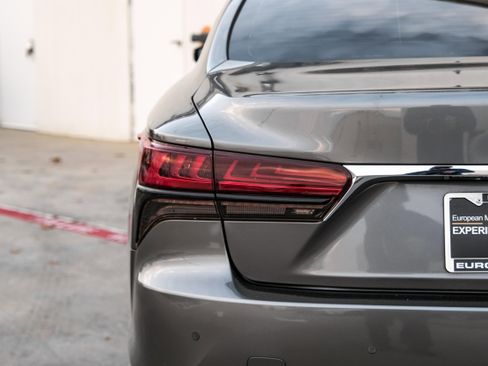 Used 2021 Lexus LS 500 w/ Accessory Package (Z1) image 53