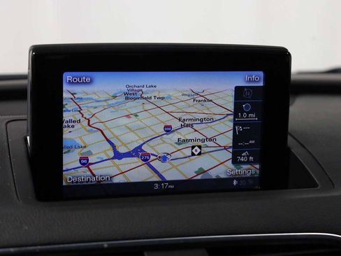 Used 2018 Audi Q3 2.0T Premium Plus w/ Premium Plus Package image 31