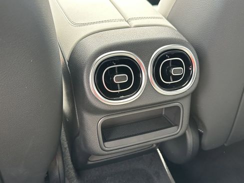 Certified 2024 Mercedes-Benz GLC 300 4MATIC w/ AMG Line image 25