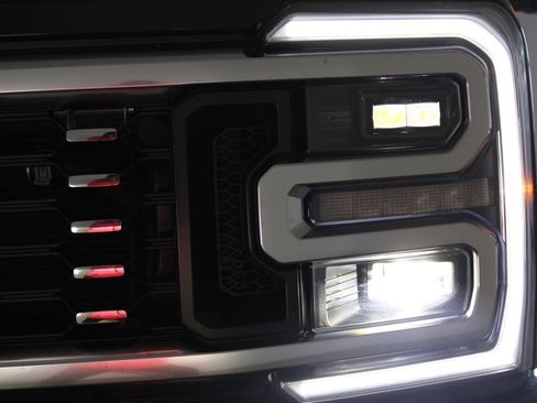 New 2026 Ford F350 4x4 Crew Cab DRW Super Duty image 61