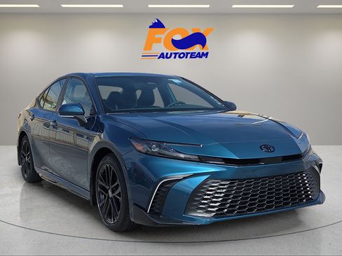 Certified 2026 Toyota Camry SE w/ Convenience Package FWD image 6