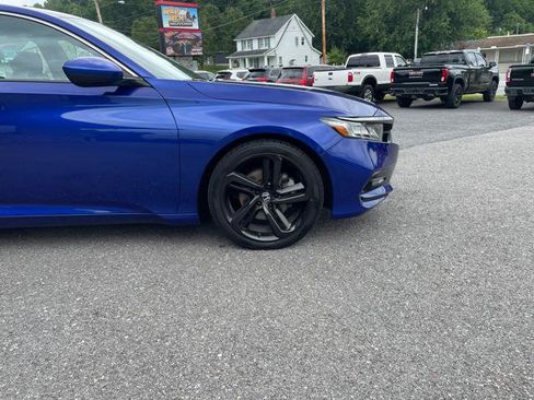Used 2019 Honda Accord Sport image 10
