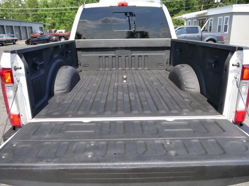 Used 2019 Ford F350 Lariat AWD/4WD image 33