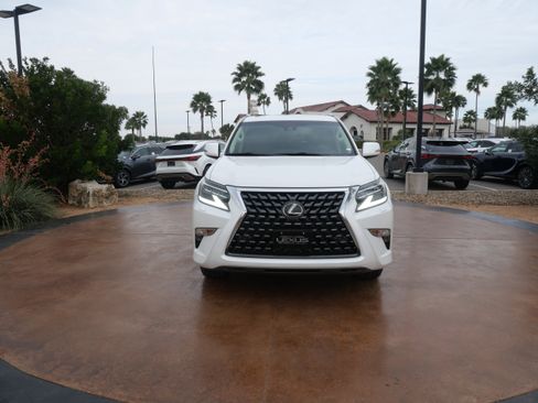Used 2020 Lexus GX 460 Premium image 6