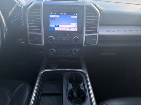 Used 2019 Ford F350 Platinum w/ Platinum Ultimate Package image 11