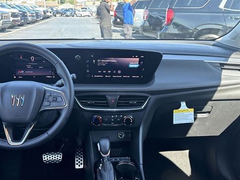 Used 2024 Buick Encore GX Preferred FWD image 19