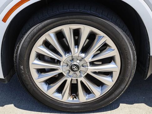 Used 2020 Hyundai Palisade Limited w/ Winter Weather Package FWD image 4