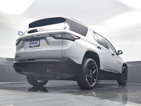 Used 2021 Chevrolet Traverse Premier w/ Redline Edition FWD image 48