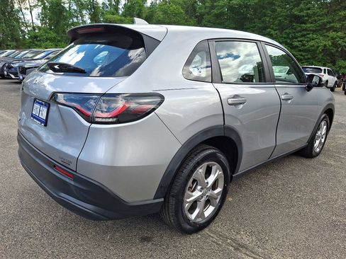 Used 2023 Honda HR-V LX image 6
