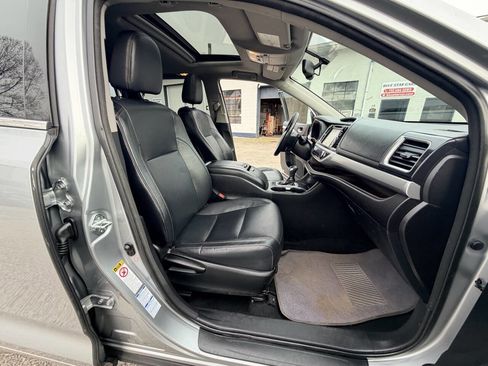 Used 2015 Toyota Highlander XLE image 68