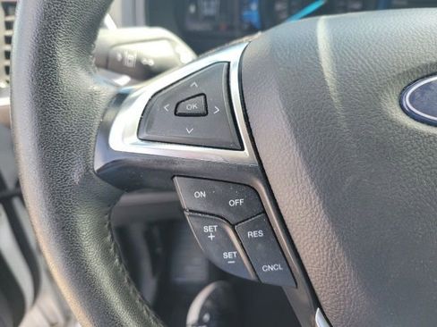Used 2024 Ford Edge SEL AWD/4WD image 11