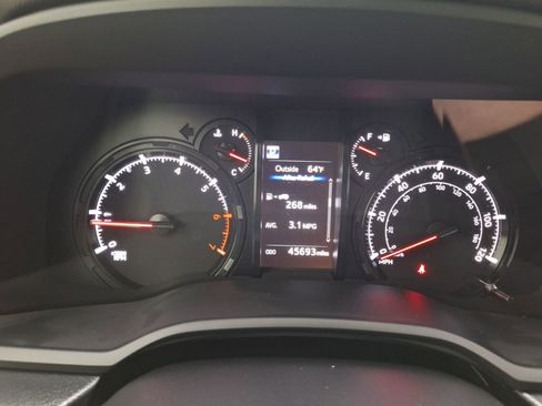 Used 2022 Toyota 4Runner SR5 Premium image 19