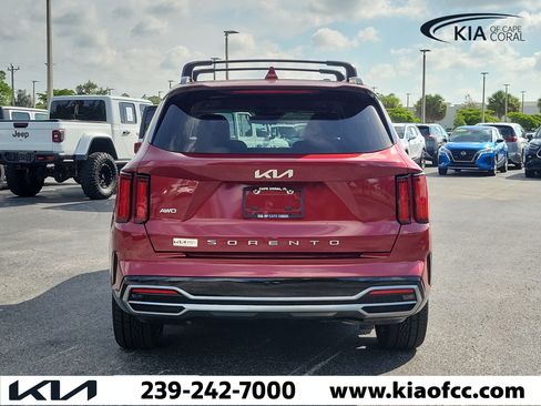 Used 2022 Kia Sorento SX AWD/4WD image 5