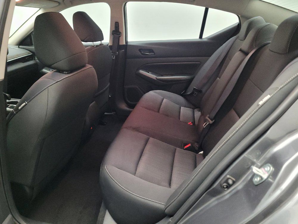 Used 2025 Nissan Altima 2.5 SV FWD image 18