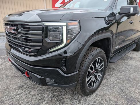 Certified 2023 GMC Sierra 1500 AT4 w/ AT4 Premium Package AWD/4WD image 10