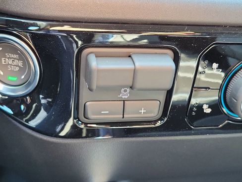 New 2026 Chevrolet Silverado 2500 LT image 12