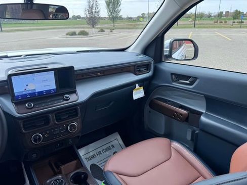 Used 2024 Ford Maverick Lariat image 15