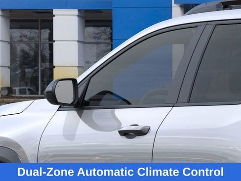 New 2026 Chevrolet Equinox LT w/ Convenience Package II image 13