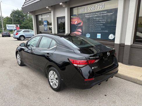 Used 2024 Nissan Sentra S FWD image 3