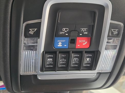 Used 2019 RAM 1500 Sport w/ Level 2 Equipment Group AWD/4WD image 11