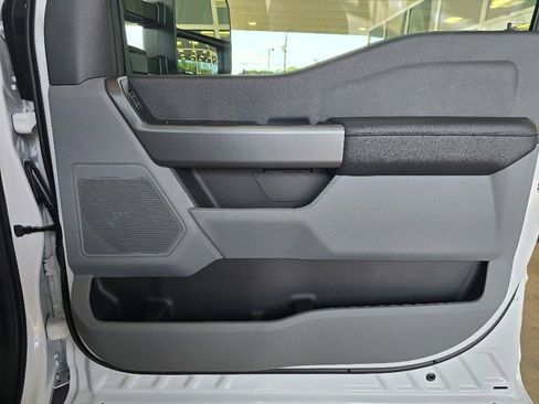 New 2025 Ford F450 XLT image 9