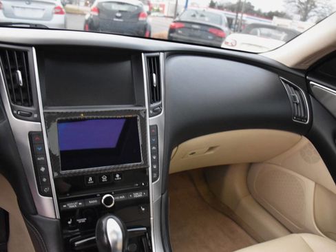 Used 2015 INFINITI Q50 Premium w/ Navigation Package AWD/4WD image 18