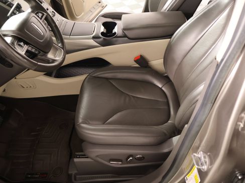 Used 2019 Lincoln Nautilus Select FWD image 11