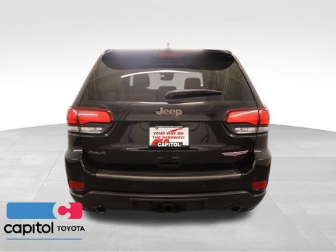 Used 2021 Jeep Grand Cherokee Trailhawk w/ Trailhawk Luxury Group AWD/4WD image 3