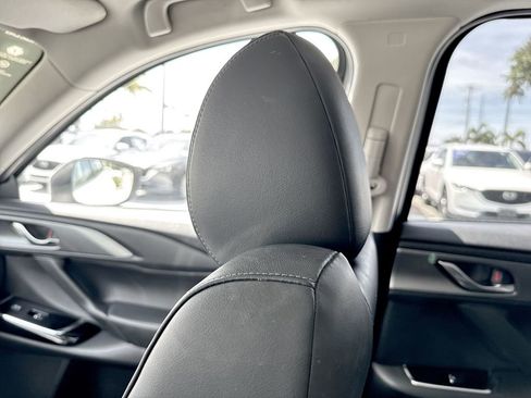 Used 2023 MAZDA CX-9 Touring Plus AWD/4WD image 16