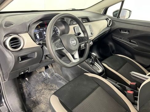 Used 2021 Nissan Versa SV image 23