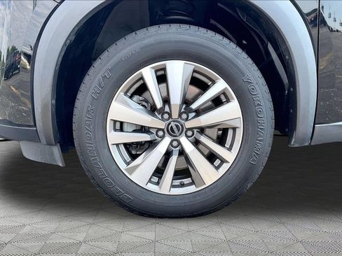 Used 2023 Nissan Pathfinder SL AWD/4WD image 35