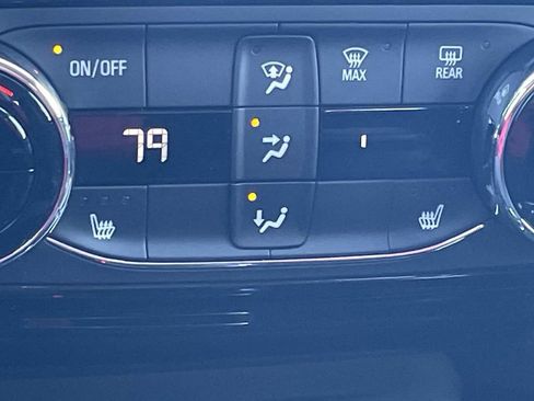 New 2026 Chevrolet Trax LT w/ LT Convenience Package image 19