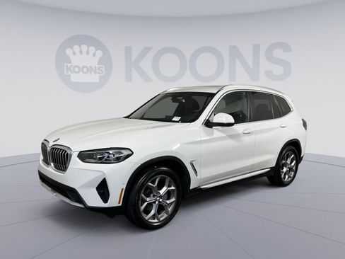 Used 2023 BMW X3 xDrive30i w/ Premium Package AWD/4WD image 5